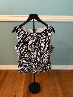 Ann Taylor Black and White Abstract Dot Print Sleeveless Camisole